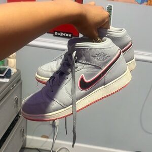 7y grey wolf Jordan 1s
